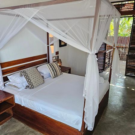 Makao Beach Hotel Palomino Exterior photo